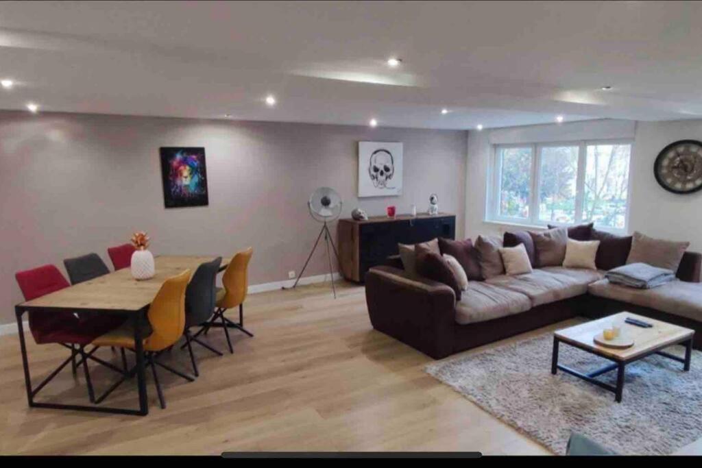 Tres Belle Appartement Plein Centre Ville Tourcoing Extérieur photo